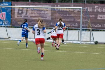 Bild 64 - wBJ Hamburger SV - FC Suederelbe : Ergebnis: 9:0